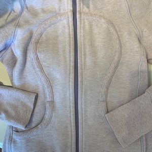 Lululemon Scuba Hoodie Size 4